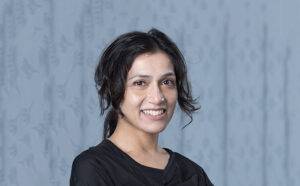 پروفسور شوهینی چادوری، نویسنده کتاب سینمای بحران در خاورمیانه