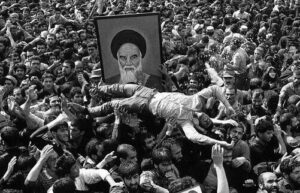 چرا خبر ارتحال امام خمینی با تاخیر اعلام شد