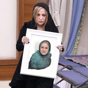 مادر شیده لالمی: از مرگ دخترم اسطوره نسازید